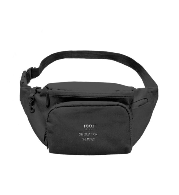 32 - Shoulderbag mit Stick-16